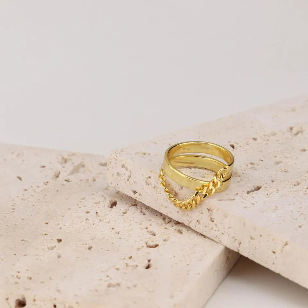 Serpentine Golden Chain Ring